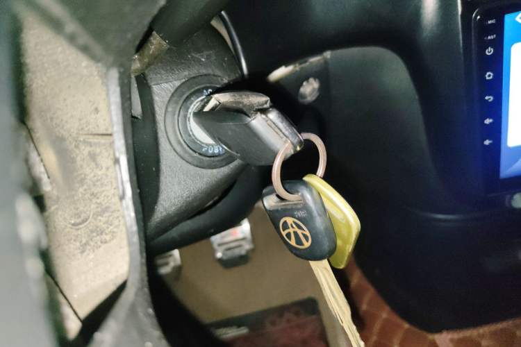 Used JAC Group Refine 2012 2.0L Timeless Edition HFC4GA3 Vehicle Key