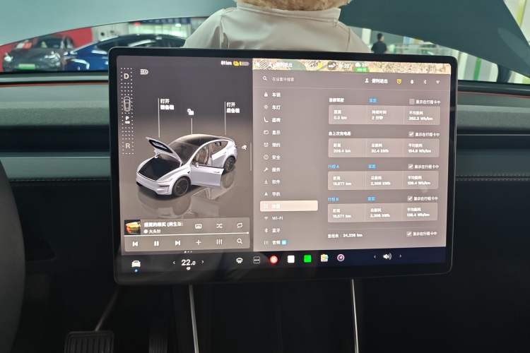 Used Tesla Model Y 2025 Rear-Wheel-Drive Version Instrument Cluster