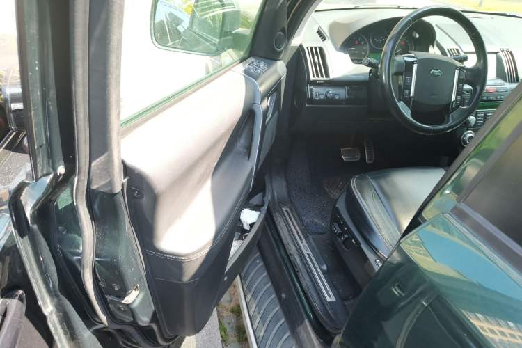 Used Land Rover Freelander 2 2011 3.2L i6 HSE Gasoline Edition