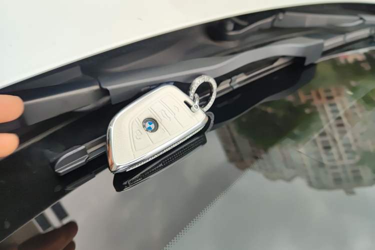 Used BMW 3 Series 2021 Restyled 325Li M Sport Package Vehicle Key