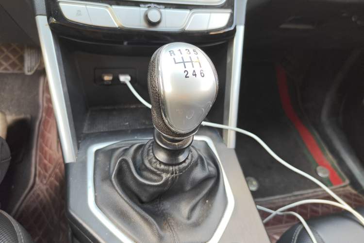 Used Great Wall Poer 2021 2.0T Commercial Version Manual Diesel 4x4 Elite Long-Box GW4D20M
