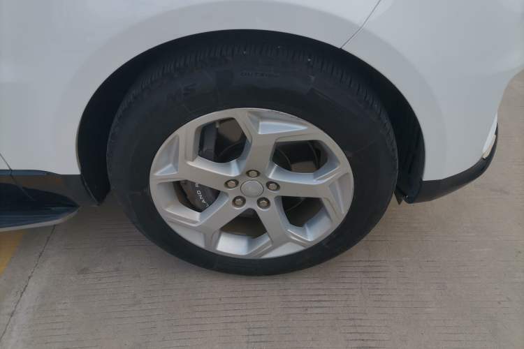 Used Land Rover Range SportNew Energy 2018 P400e Right Front Wheel Hub