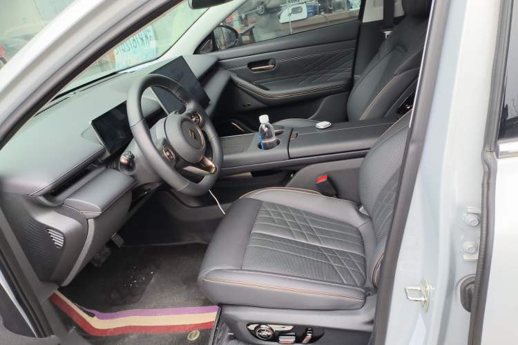 Used Baojun Enjoy 2025 All-Electric 600km Luxury Edition
