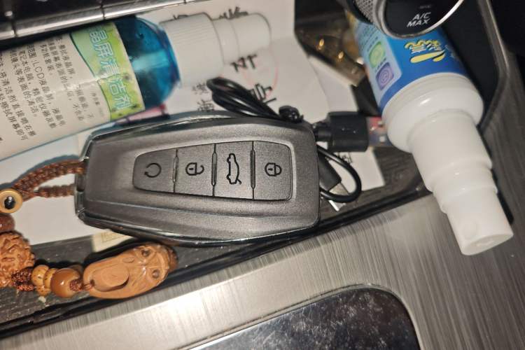 Used Geely Auto Coolray 2019 Sport Version 260T DCT Battle China VI Standard Vehicle Key