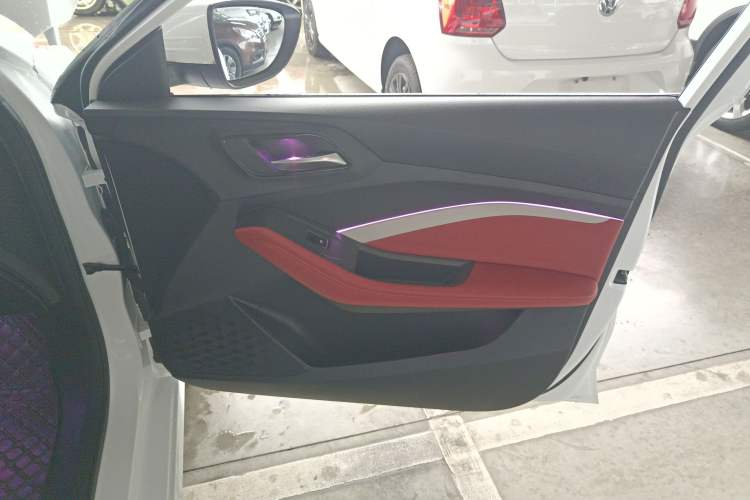 Used MG 5 2022 180 DVVT CVT Youth Luxury Edition
