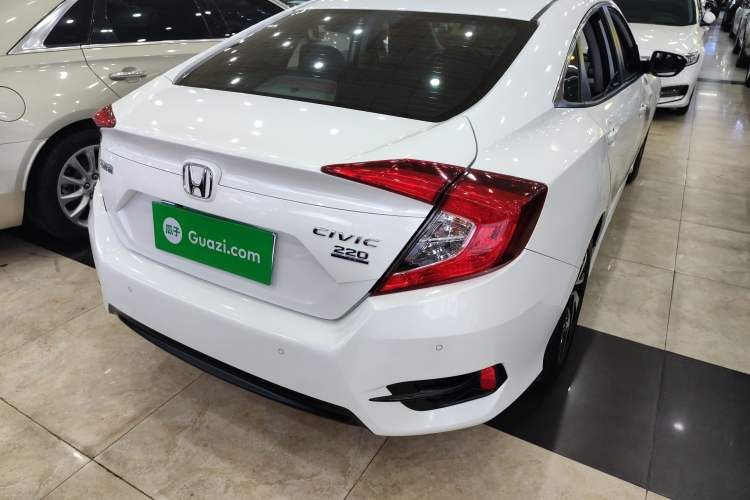 Used Honda Civic 2016 220TURBO CVT Luxury Edition