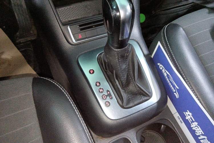 Used Volkswagen Tiguan L 2016 300TSI Automatic Two-Wheel Drive Trend Edition