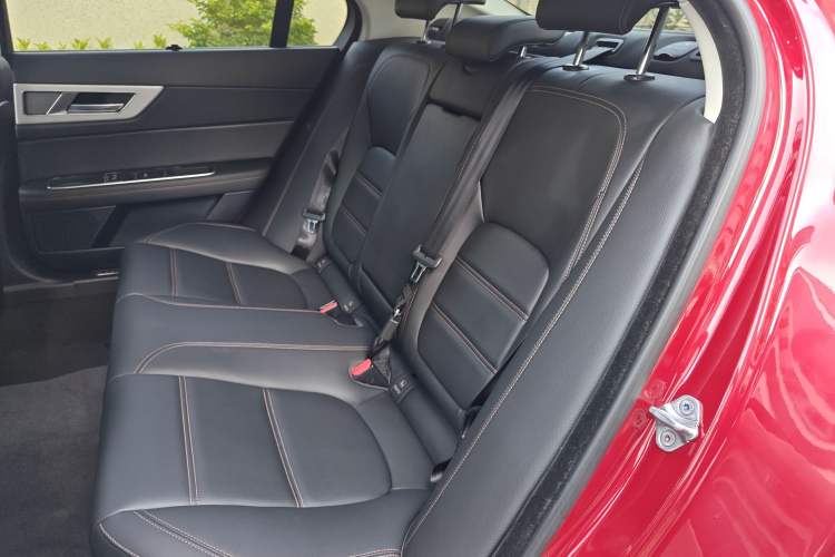 Used Jaguar XEL 2019 2.0T 200 PS Deluxe Edition