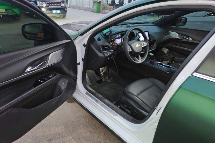 Used Cadillac CT4 2021 28T Luxury Model Driver Seat