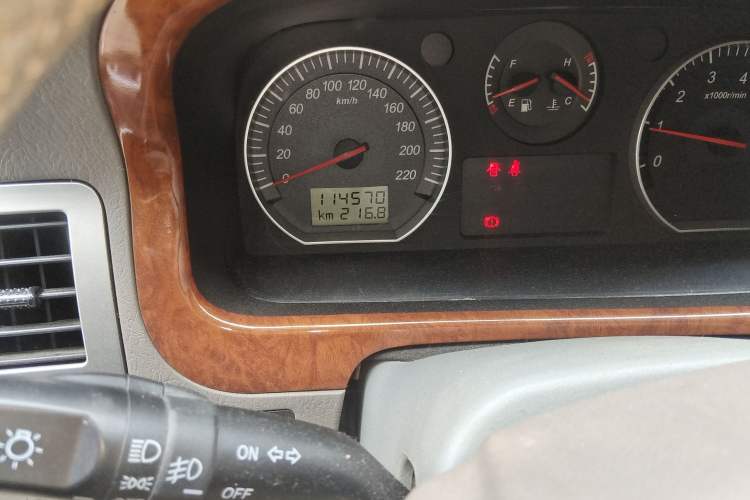 Used Foton MP-X E 2017 2.0L New Express Long Wheelbase 4Q20M