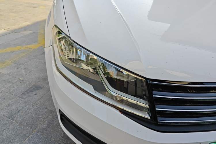 Used Volkswagen Santana 2015 HaoNa 230TSI DSG Comfort Model
