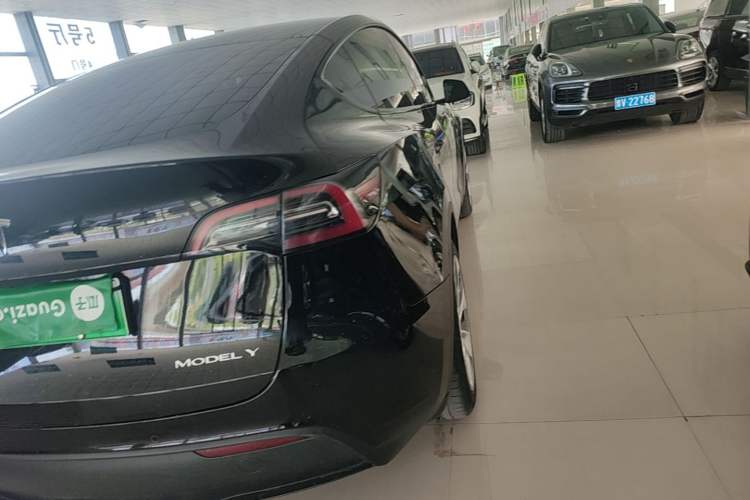 Used Tesla Model Y 2022 Rear-Wheel-Drive Version