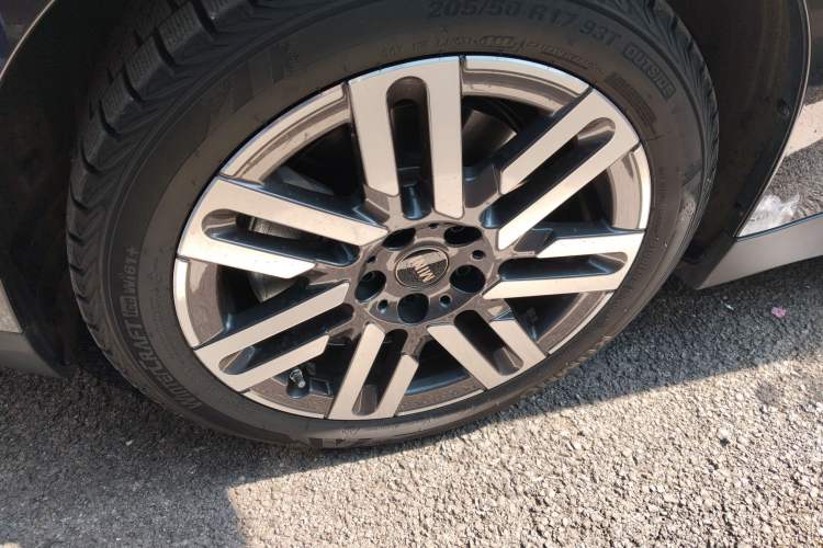 Used MINI Electric MINI COOPER 2024 456km COOPER E Classic Edition