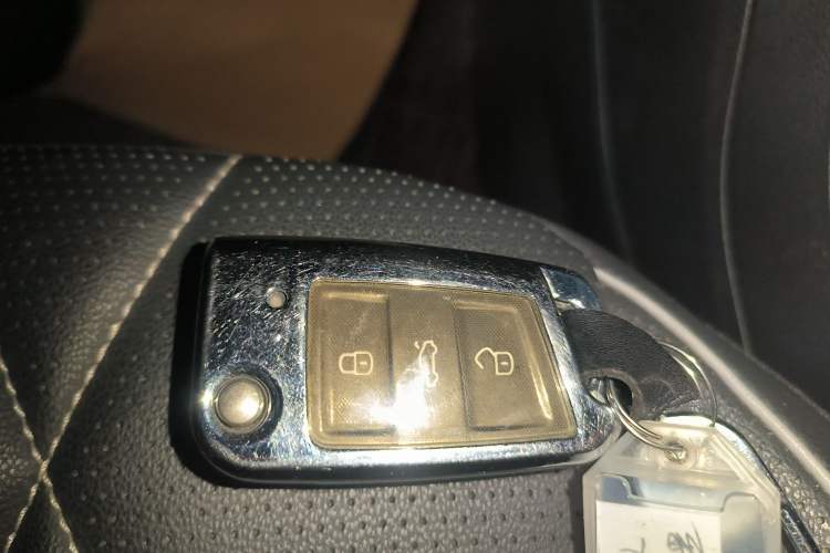 Used Volkswagen Tiguan L 2024 330TSI Automatic Two-Wheel Drive Smart Edition