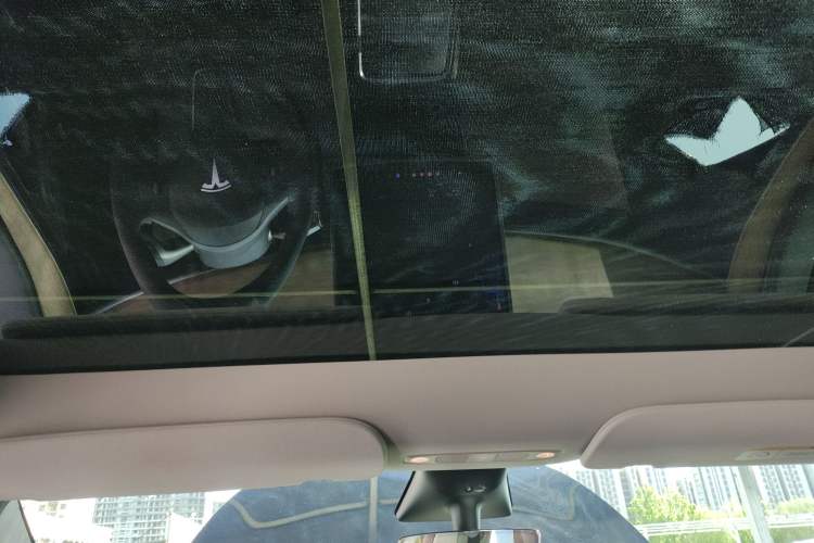 Used Tesla Model Y 2022 Revised Version Rear-Wheel Drive Headliner