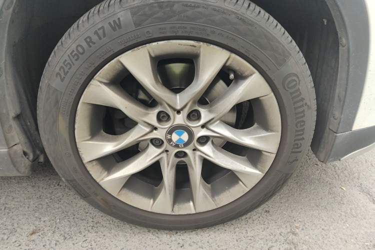 Used BMW X1 2014 sDrive18i Leading Model
