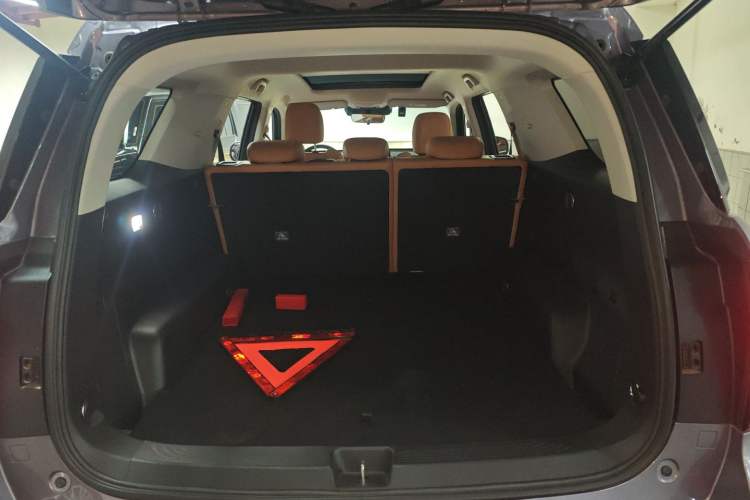 Used Haval H5 2023 2.0T Automatic Two-Wheel Drive LinkedIn Gasoline
