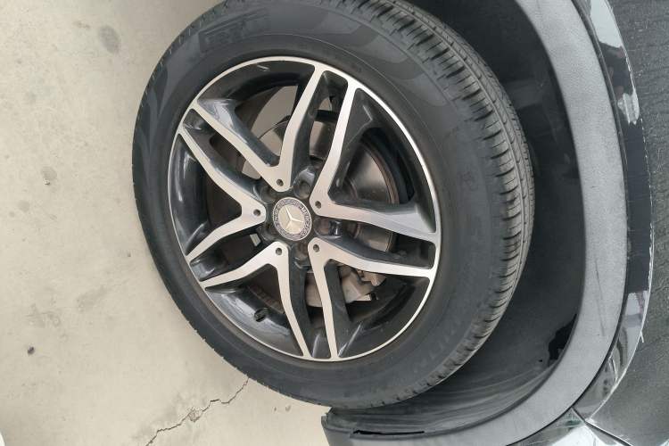 Used Mercedes-Benz GLA 2015 GLA 220 4MATIC Fashion Model