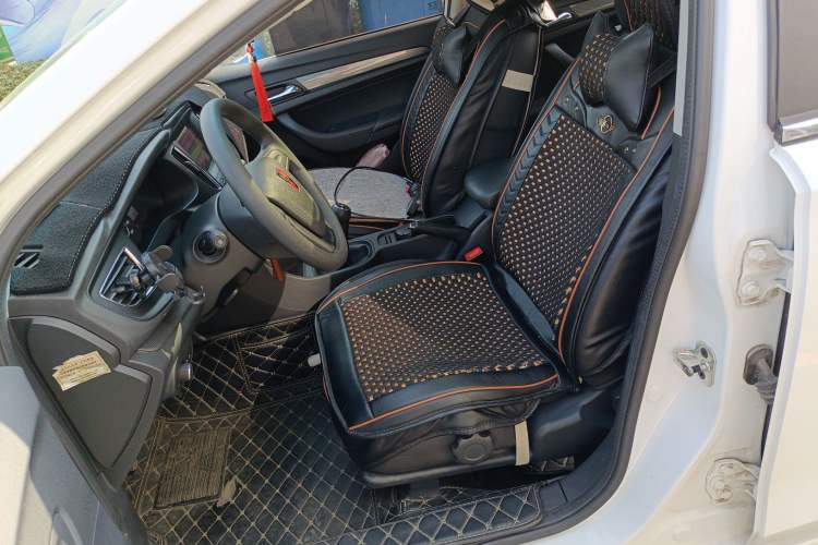 Used Roewe 360 2015 1.5L Manual Luxury Edition Left Front Seat