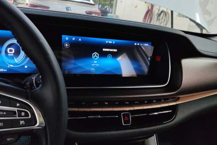 Used GAC Trumpchi GA6 2019 270T Automatic Prestige Edition Audio And AC Panel