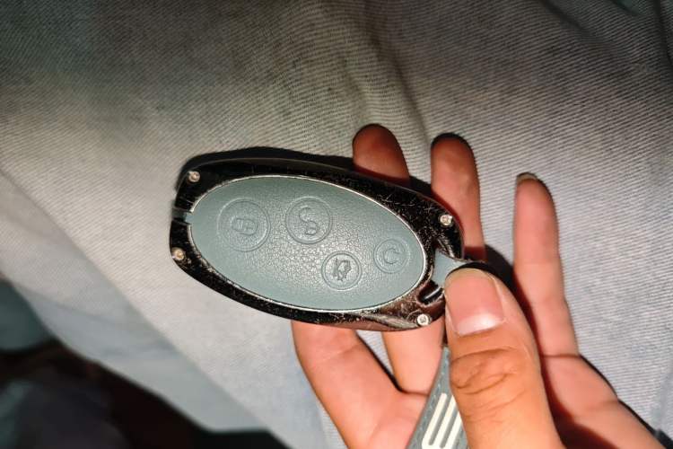 Used BYD Song 2019 1.5TI Automatic Smart Connect Luxe Version Vehicle Key