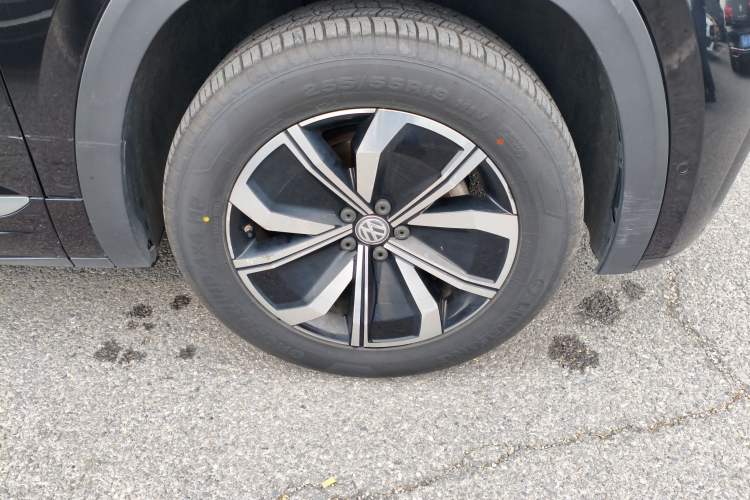 Used Volkswagen Teramont X 2019 380TSI Four-Wheel Drive Luxury Edition Right Front Wheel Hub