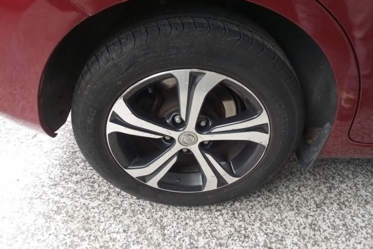 Used Nissan Tiida 2016 1.6L CVT Smart Drive Edition Right Rear Wheel Hub