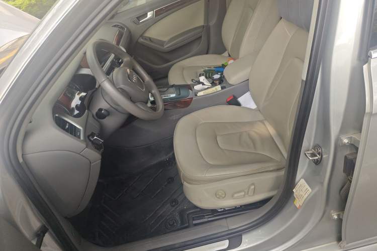 Used Audi A4L 2010 2.0 TFSI Comfort Edition
