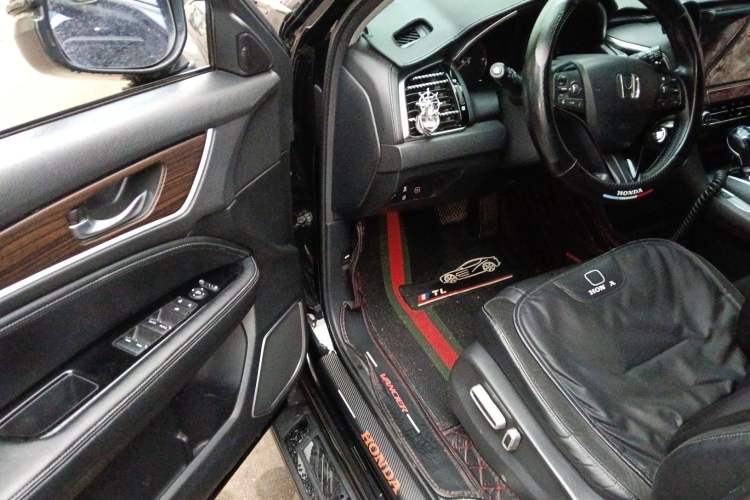 Used Honda Avancier 2017 240TURBO Two-Wheel Drive Luxury Edition