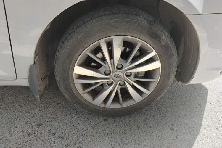 Used Geely Auto Emgrand 2018 1.5L Manual Upward Connect Edition