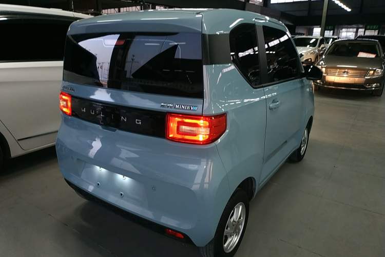 Used Wuling Hongguang MINIEV 2020 Freedom Version Lithium Iron Phosphate Rear Right 45 Deg