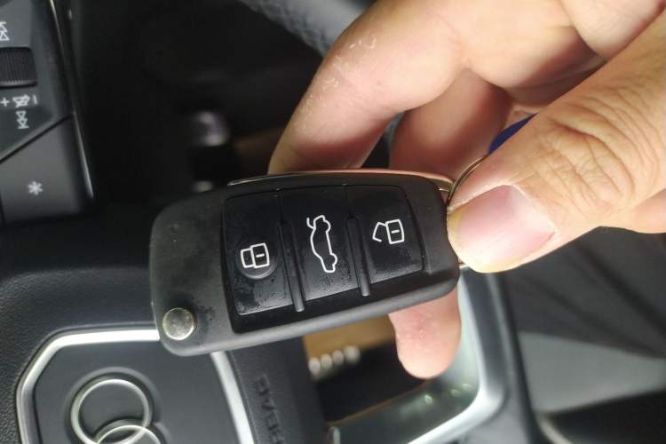 Used Audi Q3 2024 40 TFSI Fashion Dynamic Model