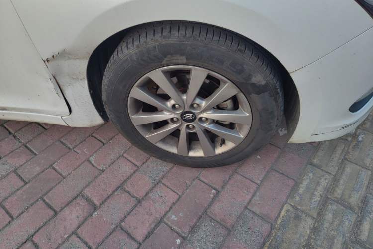 Used Hyundai Mistra 2014 1.8L Automatic Smart GLS
