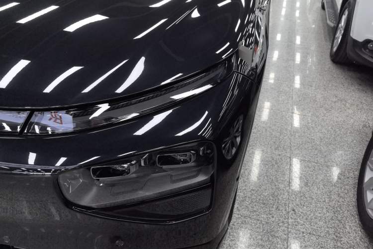 Used XPeng G9 2025 680 Ultra-Long Range All-Wheel Drive Max Left Front Headlight