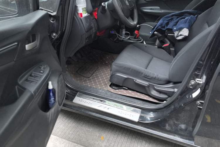 Used Honda Fit 2014 1.5L LX Manual Comfort Model
