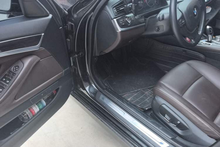 Used BMW 5 Series 2014 525Li Luxury Design Package