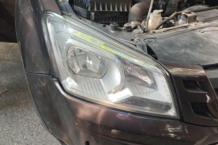 Used Isuzu JLM 2020 2.8T Classic Two-Wheel Drive Diesel Euro VI Comfort Plus Extended Version JE493ZLQ6E
