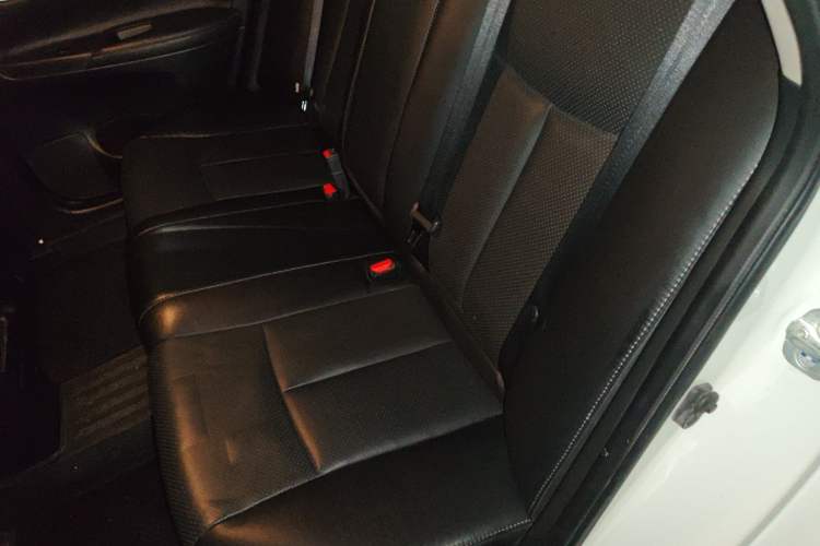 Used Nissan Sylphy 2016 1.6XV CVT Smart Enjoyment Version Left Rear Seat