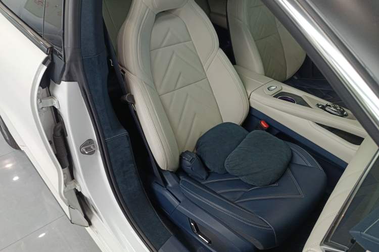 Used Zeekr 001 2022 Long-Range Dual-Motor WE Edition
