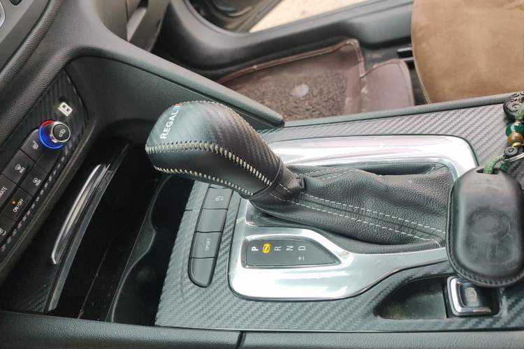 Used Buick Regal 2019 20T Elite Version China VI Standard