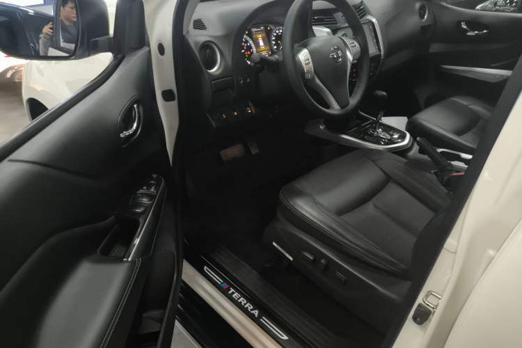 Used Nissan Terra 2020 2.5L XV 4WD Automatic Four-Wheel Drive Flagship Edition