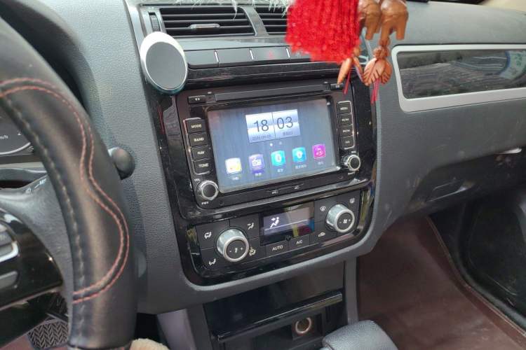 Used Yema T70 2015 1.8T CVT Elegant Model