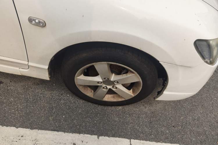 Used CIIMO 2012 1.8L Automatic Right Front Wheel Hub