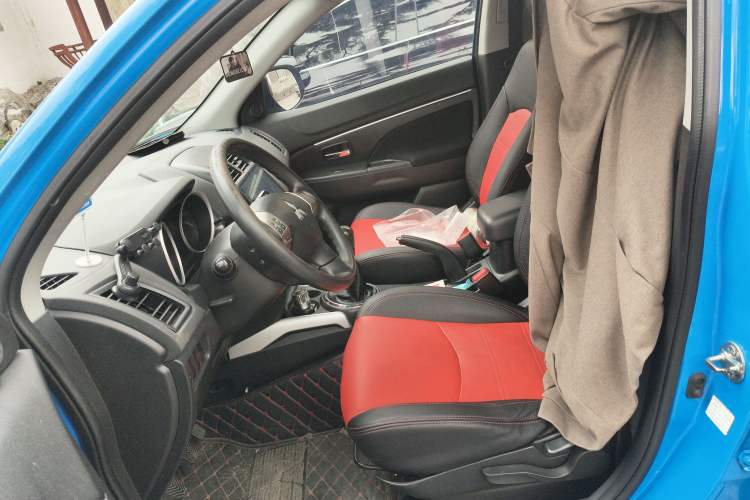 Used Mitsubishi ASX 2013 2.0L Manual Two-Wheel Drive Comfort Edition
