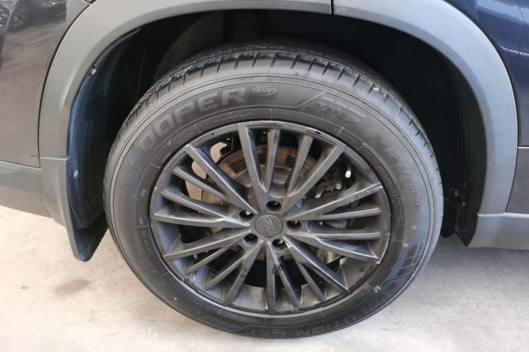 Used Chery Tiggo 8 PLUS 2021 290TGDI DCT Haoting Edition Right Rear Wheel Hub