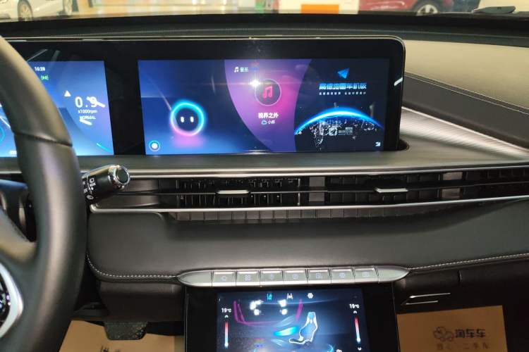 Used Chery Tiggo 8 PLUS 2021 290TGDI DCT Luxury Edition 6-Seater