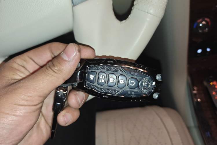 Used Nissan Patrol 2016 Y62 4.0L LE Middle East Edition