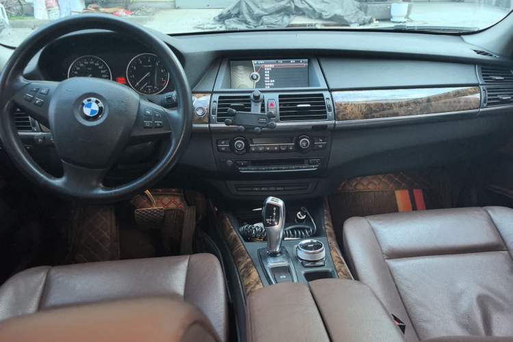 Used BMW X5 2011 xDrive35i Leading Model
