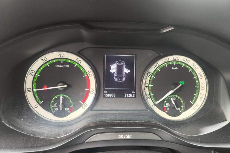 Used Skoda Kodiaq 2018 Facelifted TSI330 5-Seater Two-Wheel-Drive Luxury Enjoyment Edition