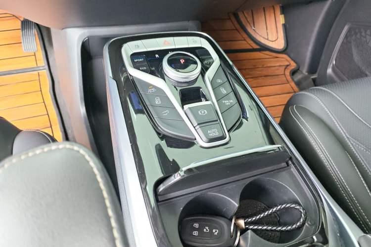 Used SAIC MAXUS G20 2020 2.0T Gasoline Automatic Luxury Executive Edition